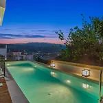 호텔 Seaviewheaven - Private Pool - Overlooking Chania 하니아