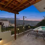 호텔 Seaviewheaven - Private Pool - Overlooking Chania 하니아