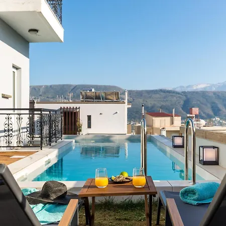 Hotel Seaviewheaven - Private Pool - Overlooking Chania