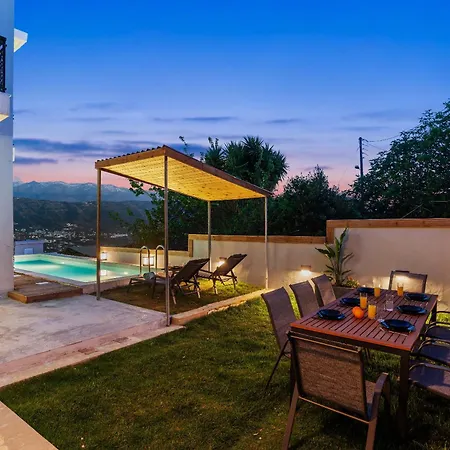 호텔 Seaviewheaven - Private Pool - Overlooking Chania 하니아