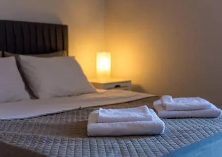 Hotel Seaviewheaven - Private Pool - Overlooking Chania
