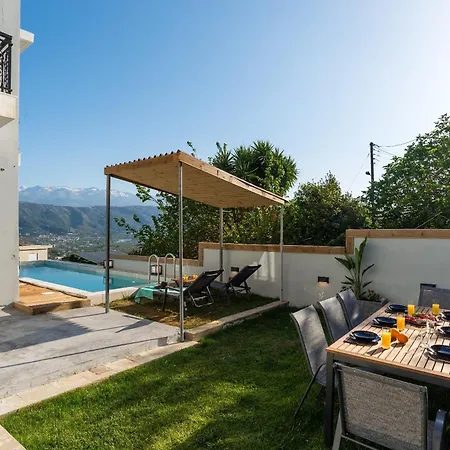 Hotel Seaviewheaven - Private Pool - Overlooking Chania