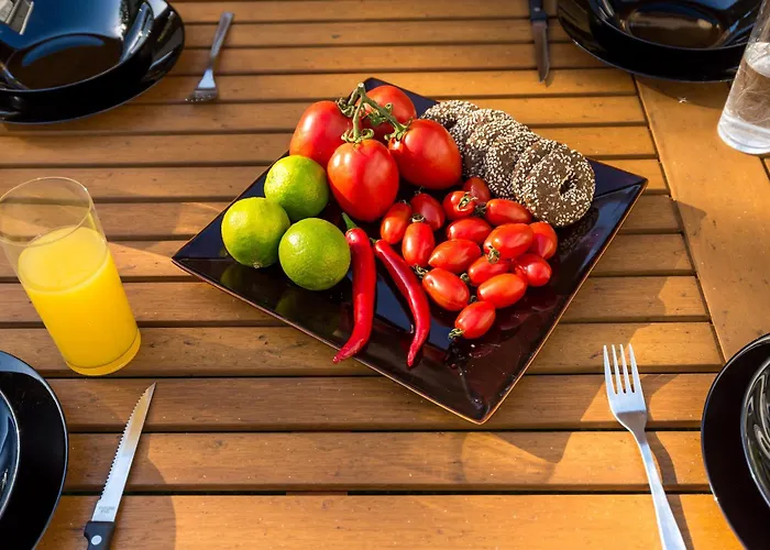 Hotel Seaviewheaven - Private Pool - Overlooking Chania *